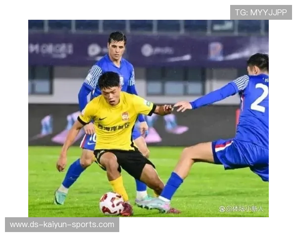 争议红牌改变战局，全场球迷怒吼